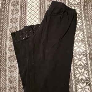 Beaded-cuff black leggings